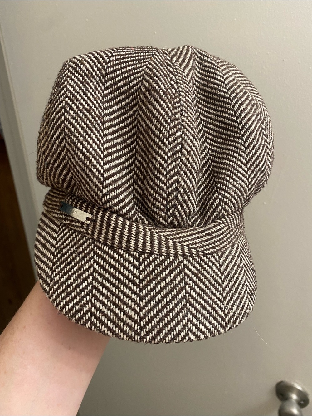 GAP Brown and Cream Herringbone Newsboy Cap